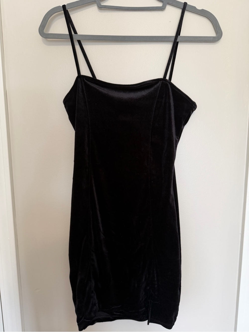 H&M Black Velvet Mini Slip Dress with Double Spaghetti Straps